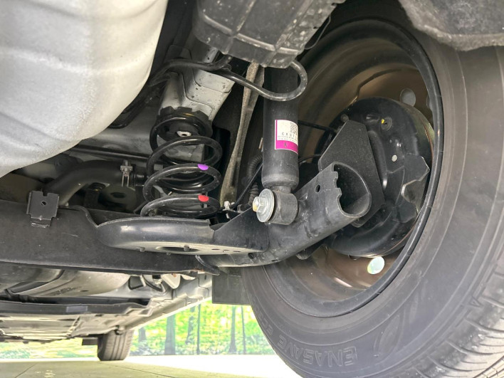 2021 Nissan Note 6AA-E13 (UW-69f2a43ad57c1)[16]