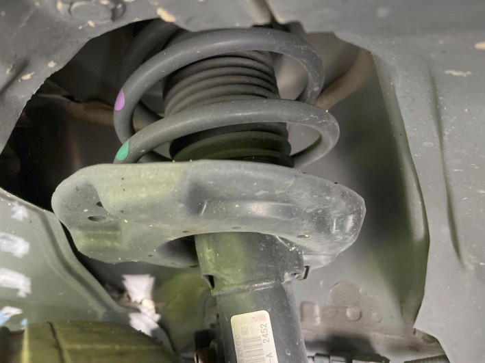 2022 Nissan Note 6AA-E13 (UW-69f2a43ba9a6a)[11]