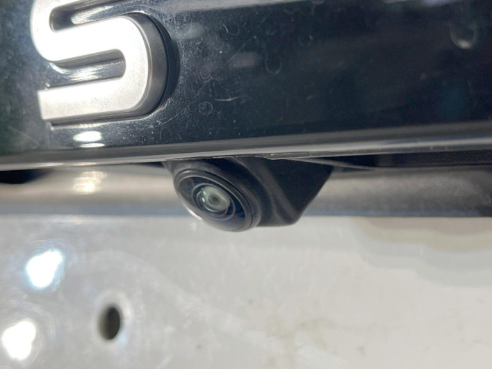 2022 Nissan Note 6AA-E13 (UW-69f2a43ba9a6a)[24]