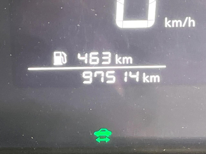 2022 Nissan Note 6AA-E13 (UW-69f2a43ba9a6a)[2]