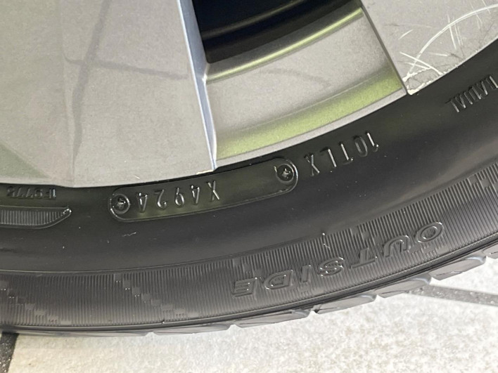 2022 Nissan Note 6AA-E13 (UW-69f2a43becdff)[5]