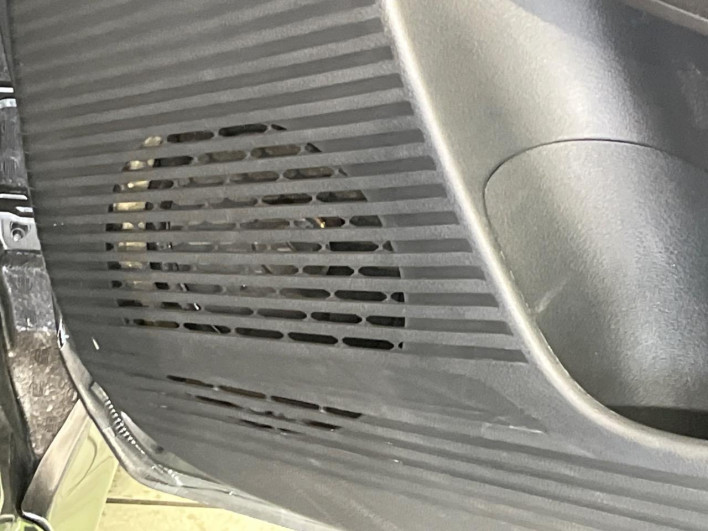 2022 Nissan Note 6AA-E13 (UW-69f2a43becdff)[27]