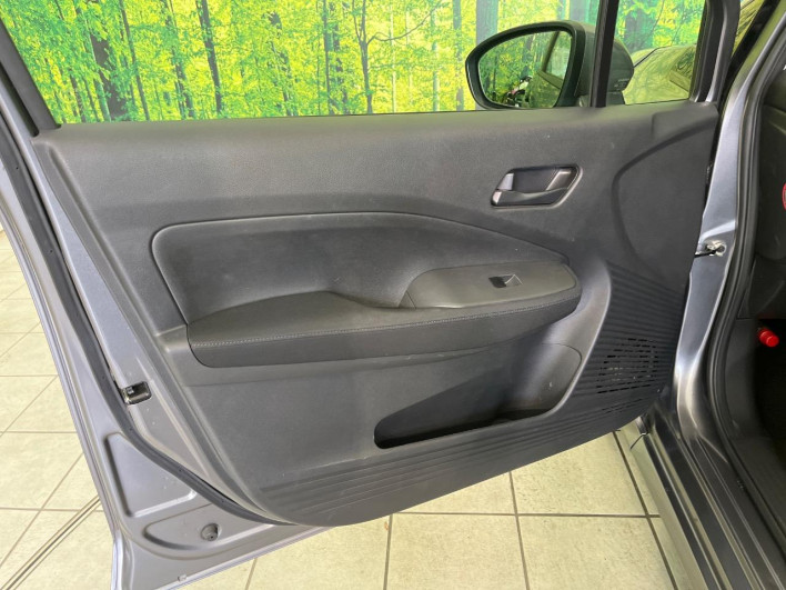 2022 Nissan Note 6AA-E13 (UW-69f2a43becdff)[13]