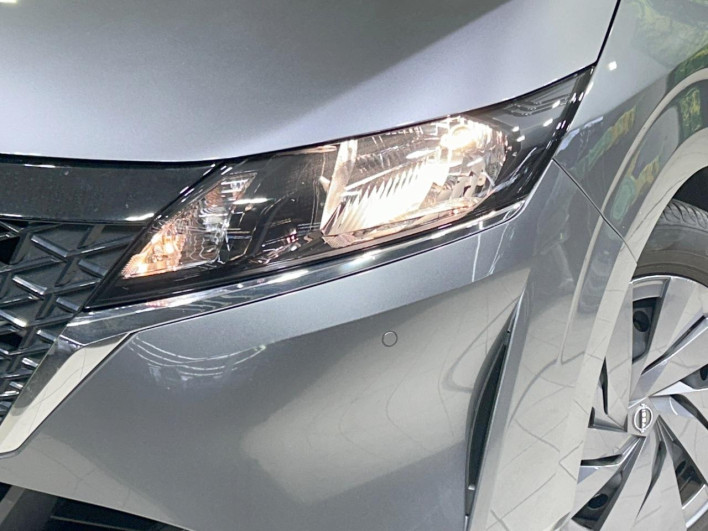 2022 Nissan Note 6AA-E13 (UW-69f2a43d10069)[10]