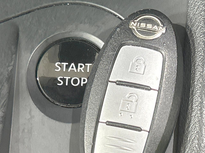 2022 Nissan Note 6AA-E13 (UW-69f2a43d10069)[4]