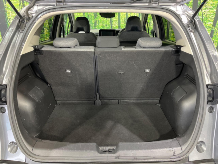 2022 Nissan Note 6AA-E13 (UW-69f2a43d6824b)[23]