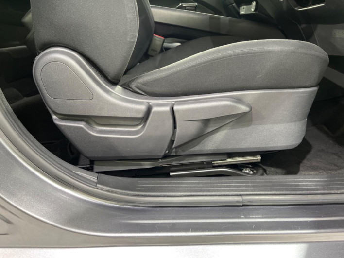 2022 Nissan Note 6AA-E13 (UW-69f2a43d6824b)[27]