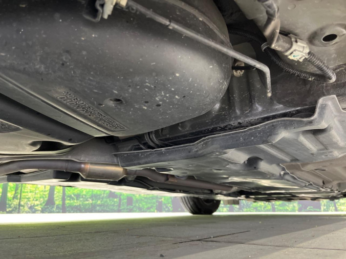 2022 Nissan Note 6AA-E13 (UW-69f2a43d6824b)[17]