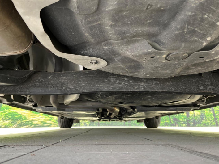 2022 Nissan Note 6AA-E13 (UW-69f2a43d6824b)[18]