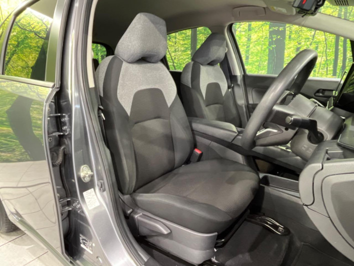 2022 Nissan Note 6AA-E13 (UW-69f2a43d6824b)[14]