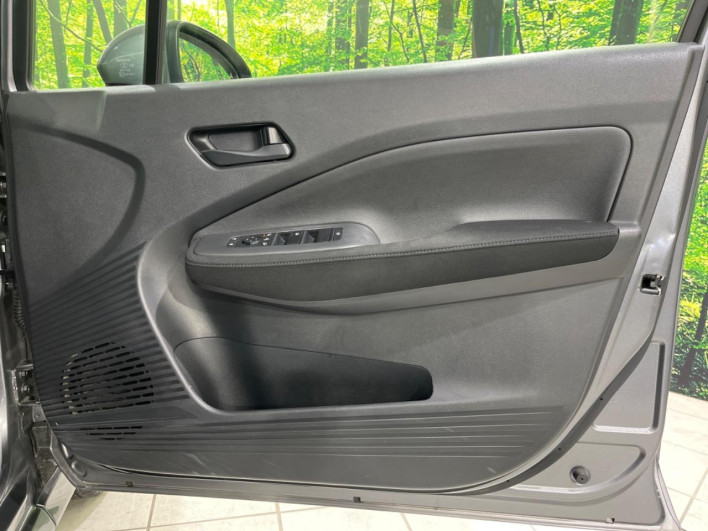 2022 Nissan Note 6AA-E13 (UW-69f2a43d6824b)[25]