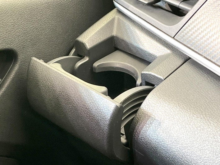 2022 Nissan Note 6AA-E13 (UW-69f2a43db080c)[5]