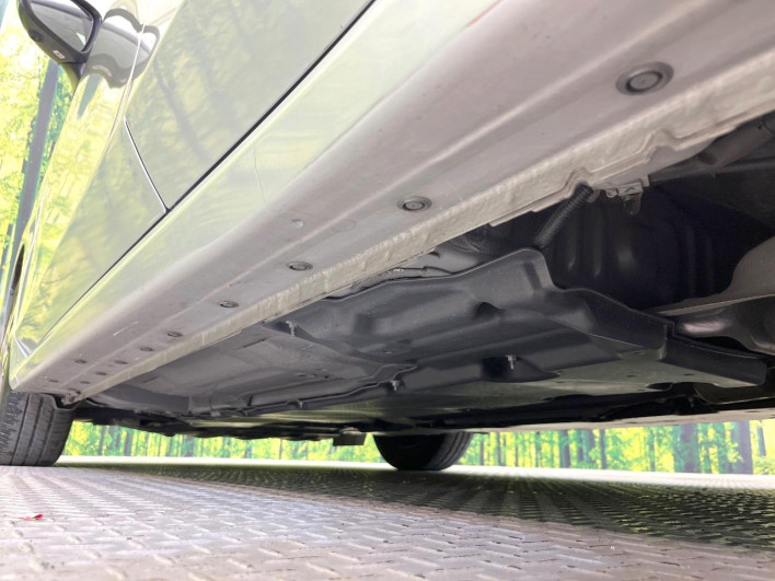 2022 Nissan Note 6AA-E13 (UW-69f2a43db080c)[19]