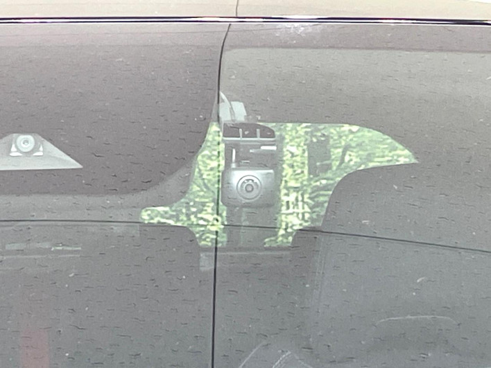 2022 Nissan Aura 6AA-FE13 (UW-69f2a440043ce)[5]