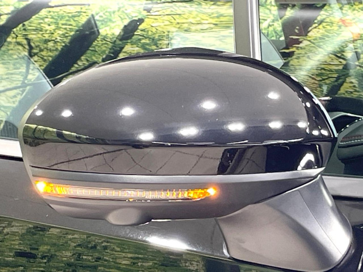 2022 Nissan Aura 6AA-FE13 (UW-69f2a440043ce)[13]