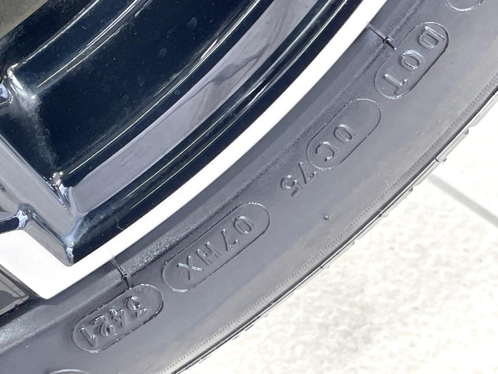 2022 Nissan Aura 6AA-FE13 (UW-69f2a440043ce)[9]