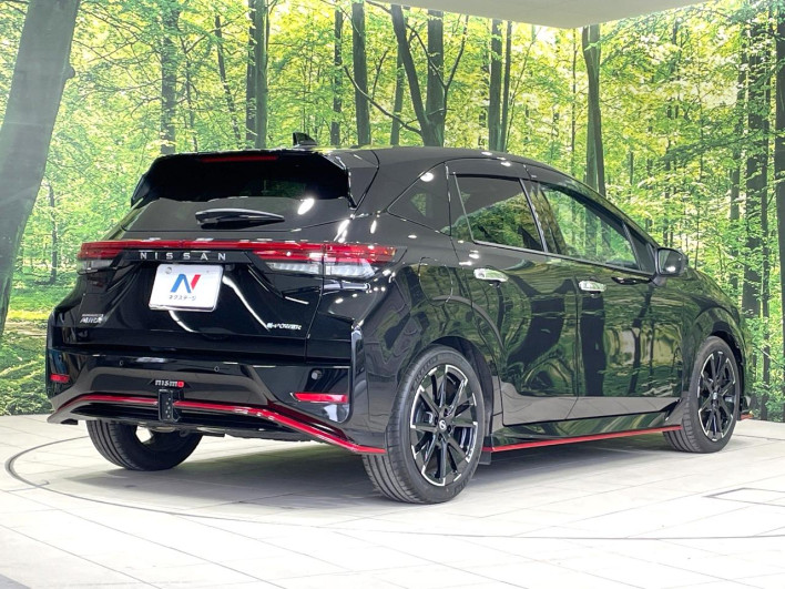 2022 Nissan Aura 6AA-FE13 (UW-69f2a440043ce)[19]