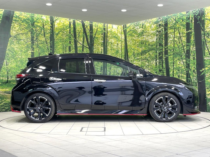 2022 Nissan Aura 6AA-FE13 (UW-69f2a440043ce)[18]