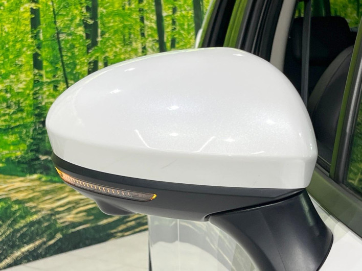 2022 Nissan Aura 6AA-FE13 (UW-69f2a440240f9)[18]