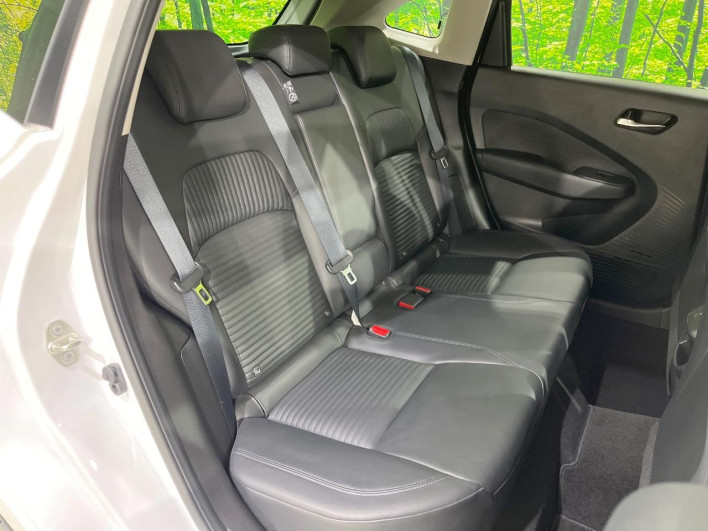 2022 Nissan Aura 6AA-FE13 (UW-69f2a440240f9)[27]