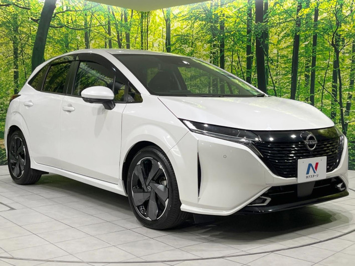 2022 Nissan Aura 6AA-FE13 (UW-69f2a440240f9)[16]