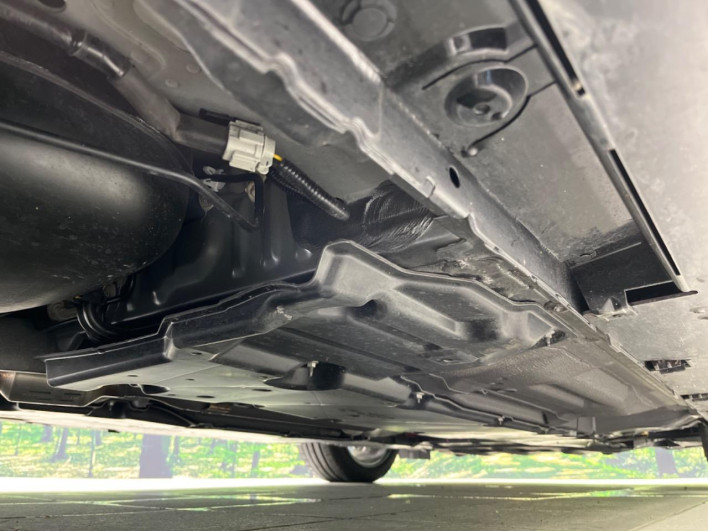 2023 Nissan Aura 6AA-FE13 (UW-69f2a440605f6)[16]