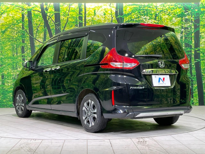2022 Honda Freed Plus 6BA-GB5 (UW-69f2a4422c548)[18]
