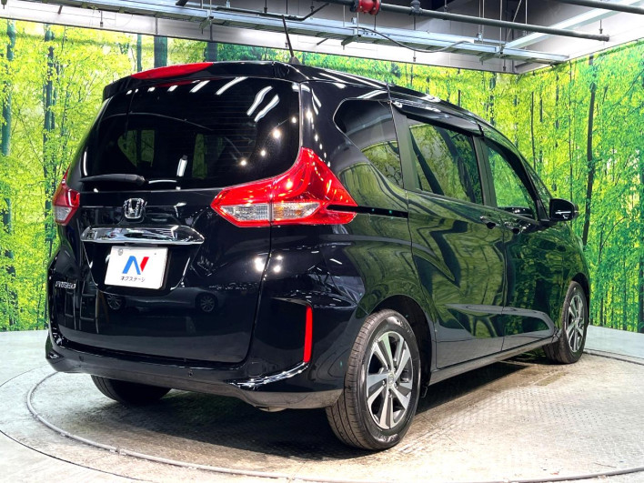 2023 Honda Freed 5BA-GB5 (UW-69f2a44236b1f)[21]