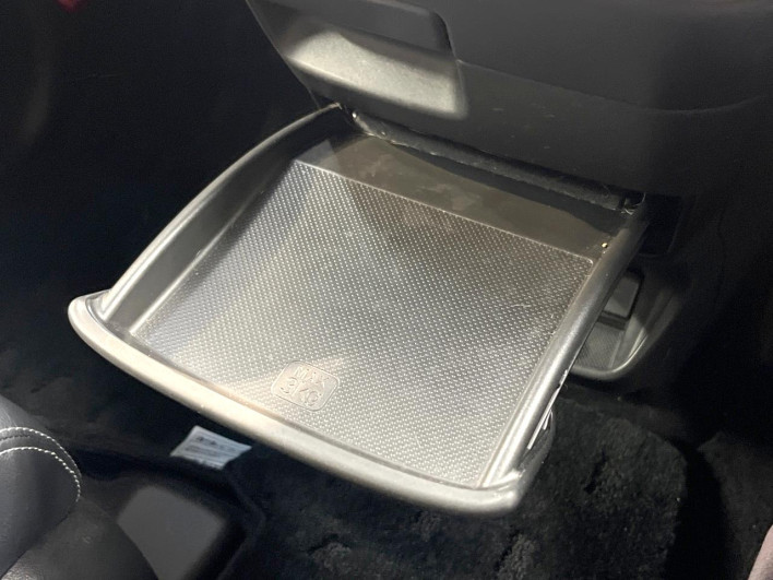 2016 Honda Freed Plus Hybrid DAA-GB7 (UW-69f2a4428724b)[29]