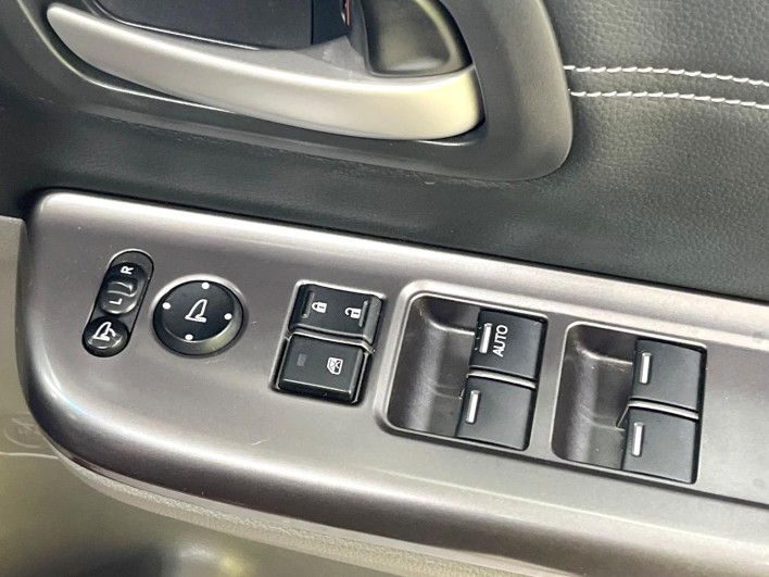 2016 Honda Freed Plus Hybrid DAA-GB7 (UW-69f2a4428724b)[6]