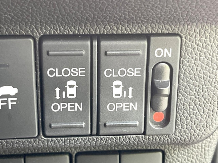 2016 Honda Freed Plus Hybrid DAA-GB7 (UW-69f2a4428724b)[7]