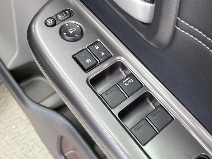 2019 Honda Freed hybrid DAA-GB7 (UW-69f2a442d3b94)[23]