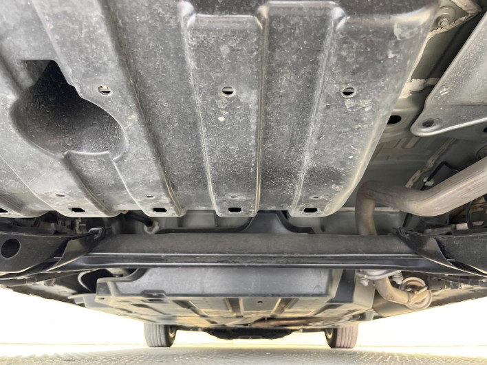 2019 Honda Freed hybrid DAA-GB7 (UW-69f2a442d3b94)[26]