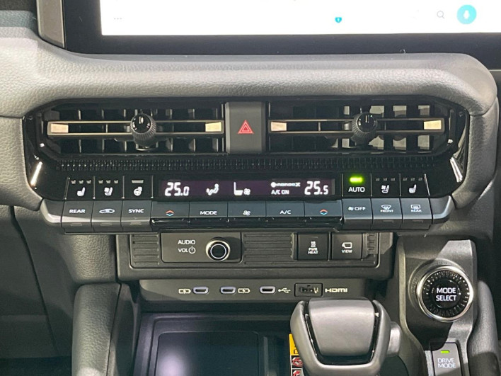 2025 Toyota Land Cruiser 250 3DA-GDJ250W (UW-69f2a445172a1)[17]