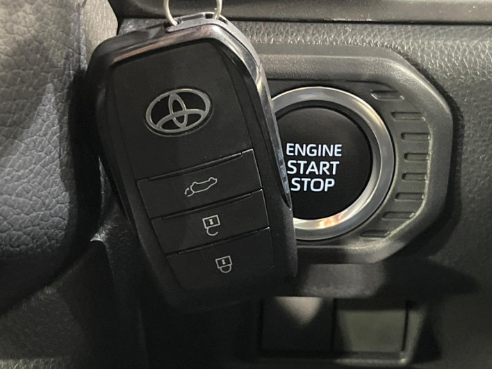 2025 Toyota Land Cruiser 250 3DA-GDJ250W (UW-69f2a445172a1)[27]