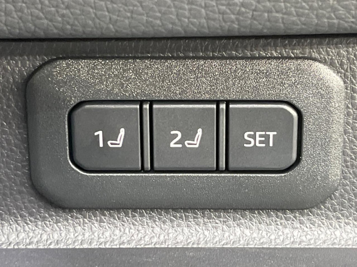 2025 Toyota Land Cruiser 250 3DA-GDJ250W (UW-69f2a445172a1)[11]