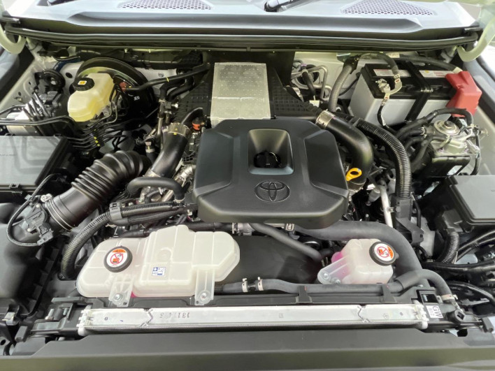 2025 Toyota Land Cruiser 250 3DA-GDJ250W (UW-69f2a445172a1)[24]