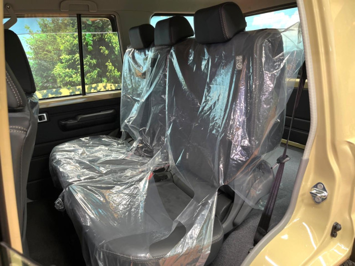 2026 Toyota Land Cruiser 70 3DA-GDJ76W (UW-69f2a44535772)[9]