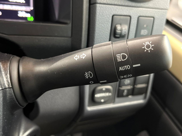 2026 Toyota Land Cruiser 70 3DA-GDJ76W (UW-69f2a44535772)[28]
