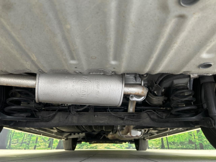 2016 Nissan Serena DAA-GFC27 (UW-69f2a445411e7)[28]