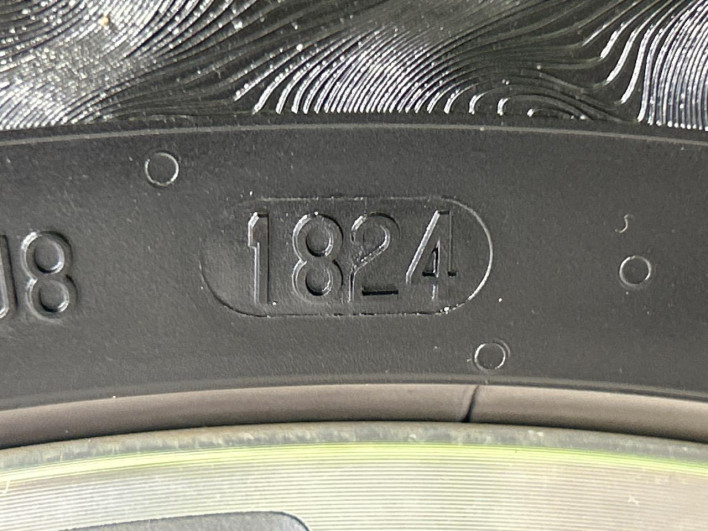 2016 Nissan Serena DAA-GFC27 (UW-69f2a445411e7)[11]