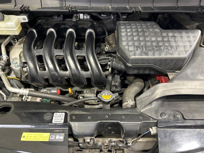 2016 Nissan Serena DAA-GFC27 (UW-69f2a445411e7)[4]