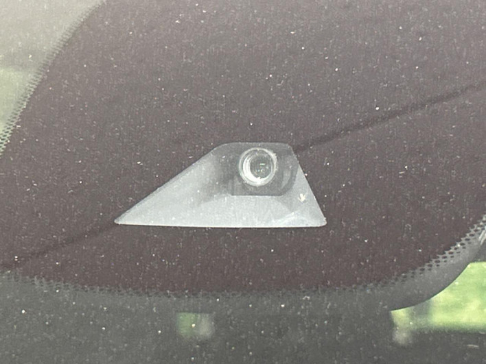 2016 Nissan Serena DAA-GFC27 (UW-69f2a445411e7)[7]