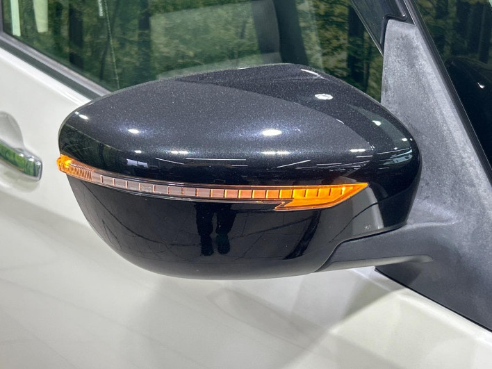 2016 Nissan Serena DAA-GFC27 (UW-69f2a445411e7)[14]