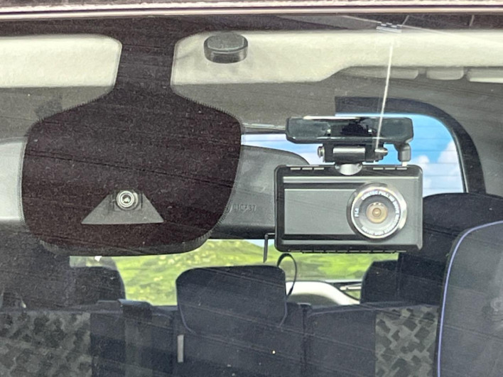 2016 Nissan Serena DAA-GFC27 (UW-69f2a4469c9e8)[8]