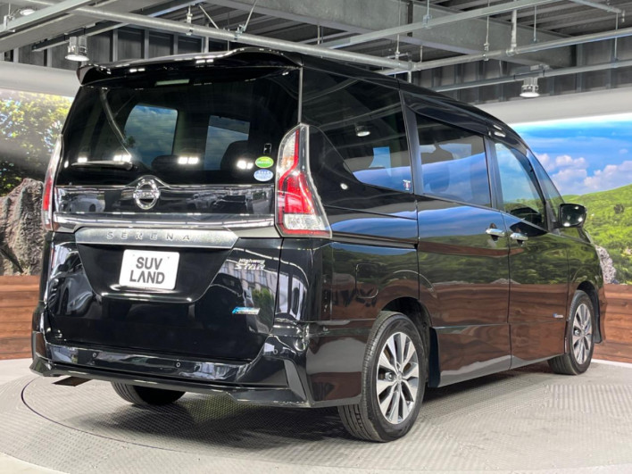 2016 Nissan Serena DAA-GFC27 (UW-69f2a4469c9e8)[21]