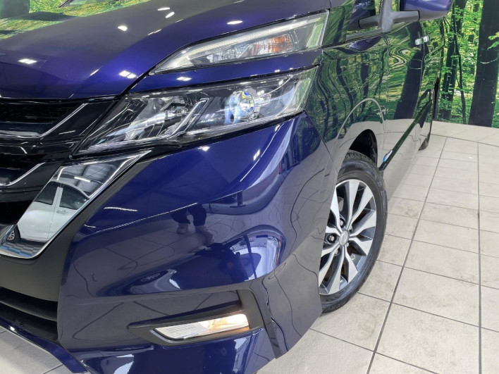 2017 Nissan Serena DAA-GFC27 (UW-69f2a4476d6e5)[6]