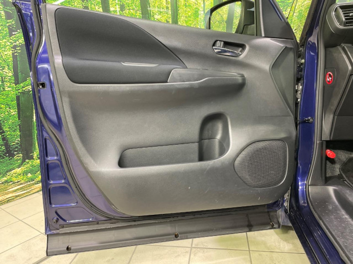 2017 Nissan Serena DAA-GFC27 (UW-69f2a4476d6e5)[22]