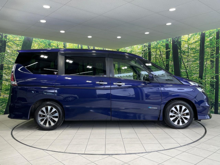 2017 Nissan Serena DAA-GFC27 (UW-69f2a4476d6e5)[17]