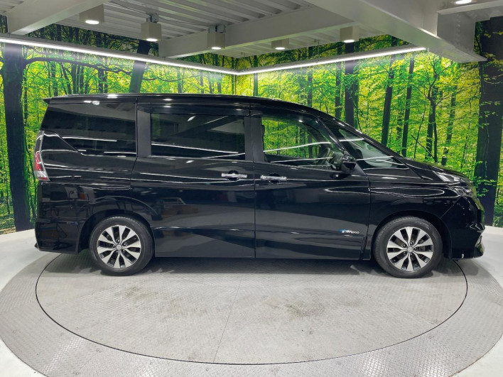 2018 Nissan Serena DAA-GFC27 (UW-69f2a447d733f)[18]